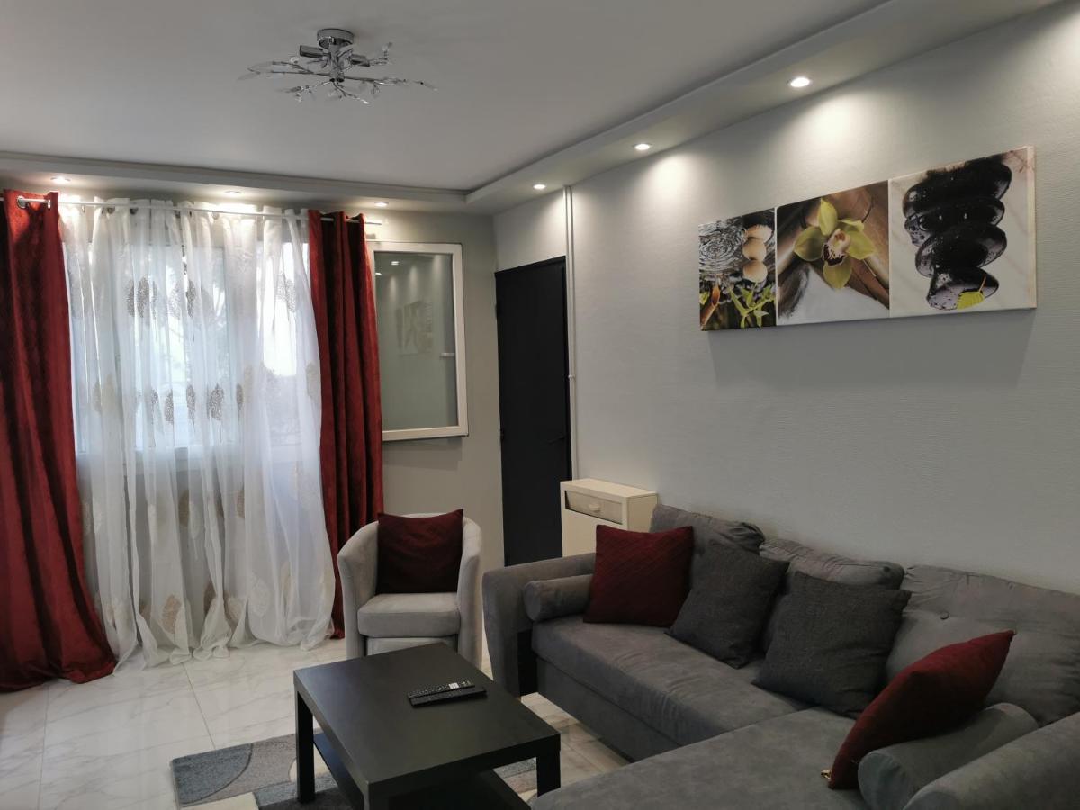 Appartement Meubles A Villeurbanne Lyon Eksteriør bilde