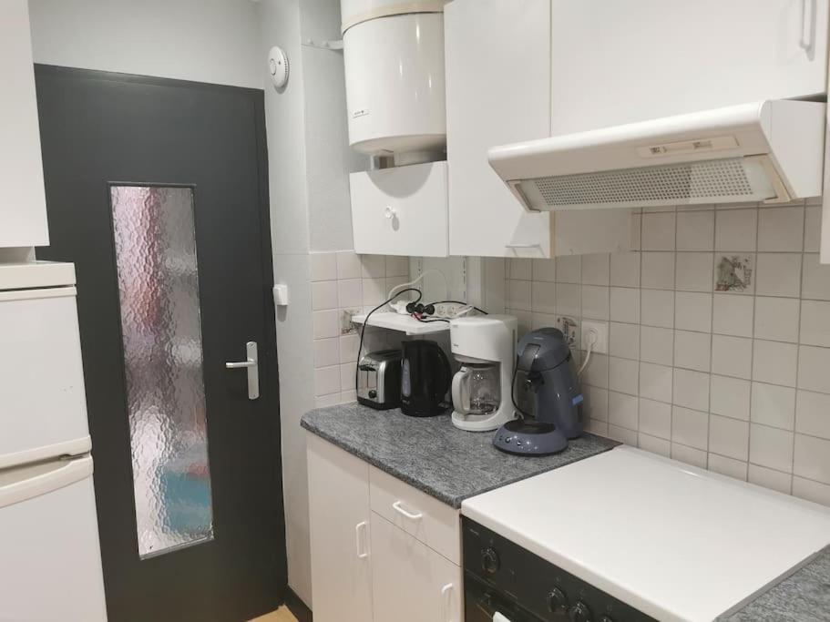 Appartement Meubles A Villeurbanne Lyon Eksteriør bilde